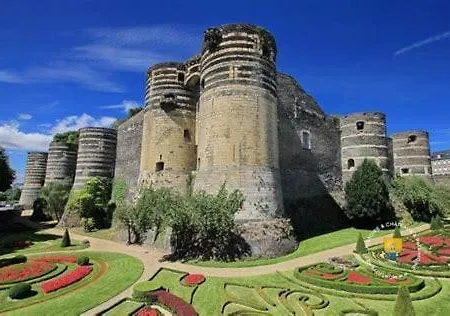 Le Nid Du Chateau - Cocon Avec Bagagerie Angers