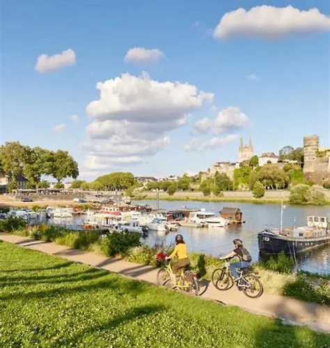 Le Nid Du Château - Cocon Avec Bagagerie Appartement *